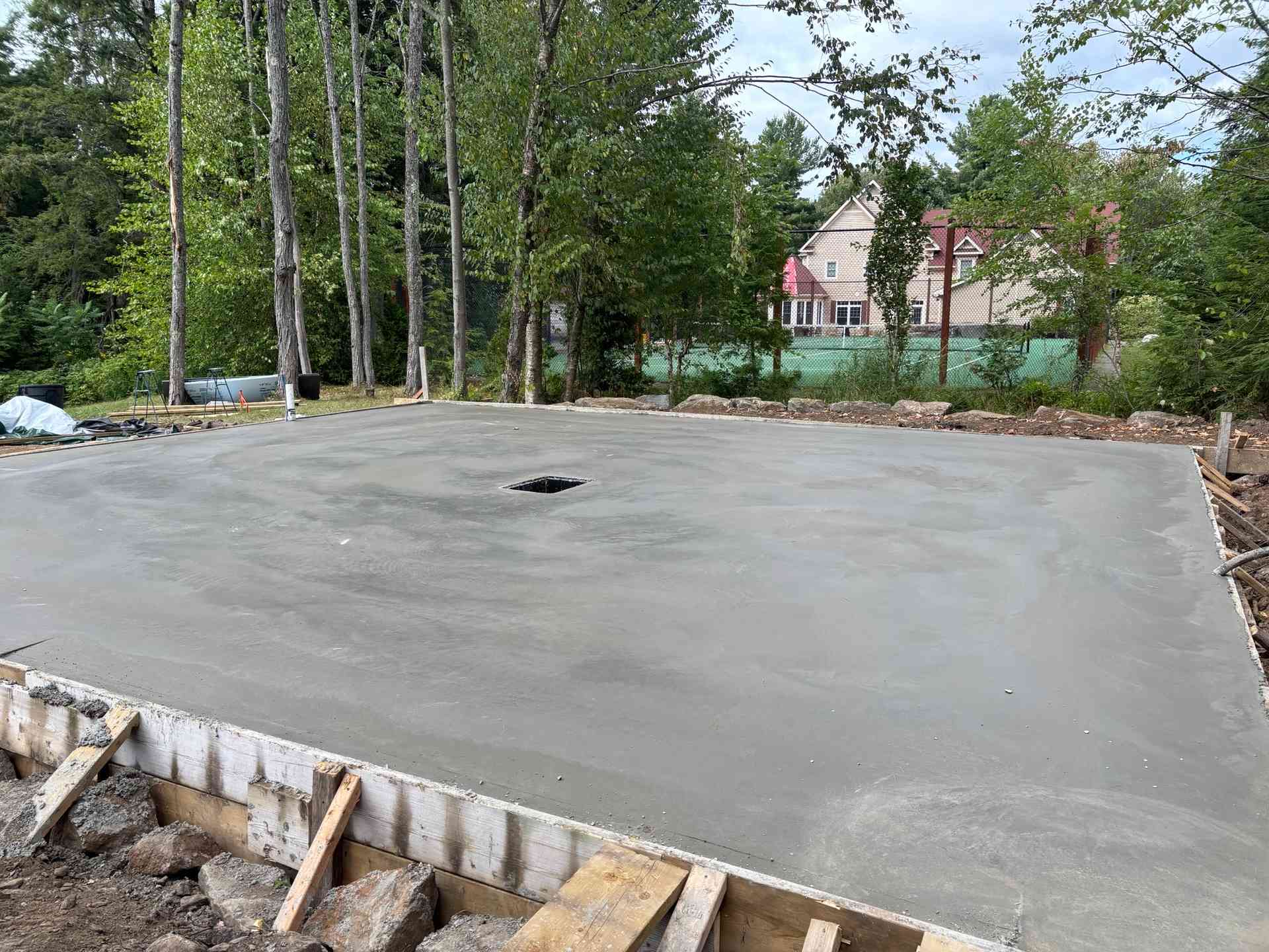 Dalle beton 3 Finition de béton beauchamps Dalle beton 3 Finition de béton beauchamps